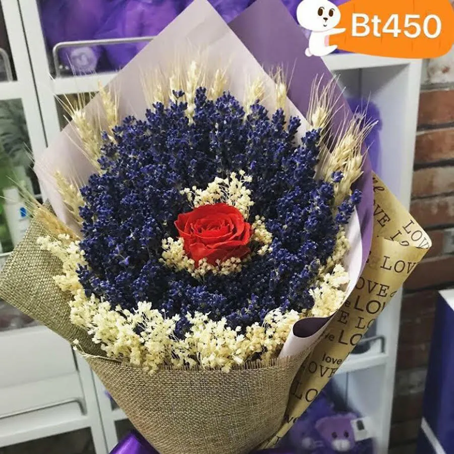 Bó hoa oải hương khô